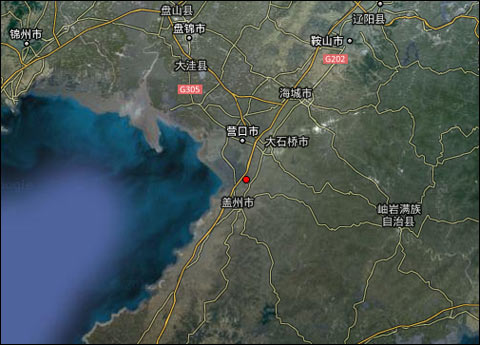 图中红点为震中